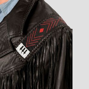 Chaqueta de Cuero Negra con Flecos para Hombre, Estilo Vaquero Occidental, Moderna y Elegante, con Borlas, Ajuste Cómodo - Product Image 3