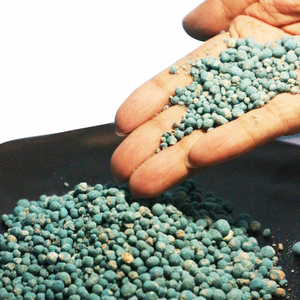 Engrais NPK 16-16-16 Nutrition équilibrée et efficace pour tous les types de plantes - Product Image 4