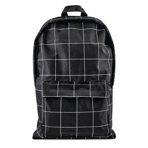 Mochila Minimalista Negra para Portátil, Casual, para la Escuela, Resistente al Agua, con Bolsillo Frontal con Solapa - Product Image 3