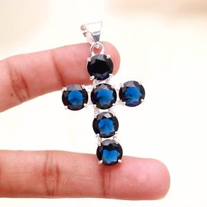 Colgante de cruz de zafiro azul en plata de ley, piedra de nacimiento de septiembre, regalo de gema azul oscuro para ella - Product Image 2