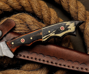 Couteau à filet en acier damas forgé à la main de 13 pouces |   Couteau de chasse personnalisé avec manche en bois, broches en laiton et étui en cuir - Product Image 4
