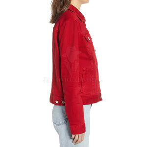 Veste en jean pour femme, prix abordable, qualité supérieure, style unique et taille personnalisable avec couleur au choix pour un look décontracté. - Product Image 4
