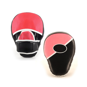 Pads de frappe en cuir de haute qualité au design professionnel pour hommes et femmes, nouvelle arrivée, boxe MMA, respirants, logo personnalisé - Product Image 2