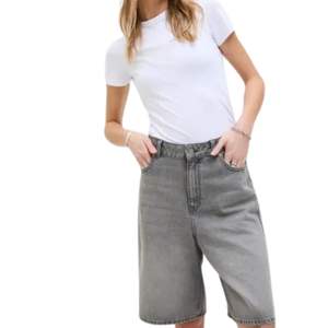 Jeans Cortos de Mezclilla de Cintura Alta para Mujer, a la Moda, de Pierna Ancha, al por Mayor, Largos hasta la Rodilla, Casuales, de Verano - Product Image 1