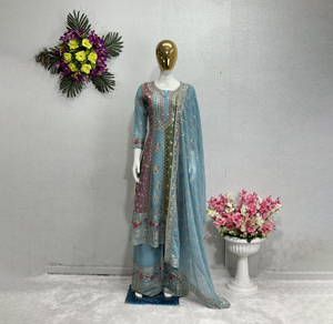 Hermoso Vestido de Diseñador, Anarkali de Faux Georgette, Colección de Vestidos de Novia Pakistaníes de Diseñador, Traje Anarkali con Kameez Corto - Product Image 2