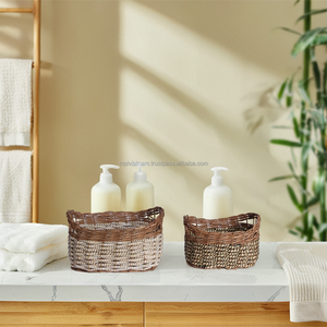 Panier de rangement rectangulaire en jonc de mer et rotin de style nordique unique de qualité supérieure avec base en bois-Idéal pour le rangement des vêtements - Product Image 6