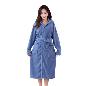 Serviettes <span class=keywords><strong>de</strong></span> <span class=keywords><strong>bain</strong></span> en microfibre antibactériennes pour femmes, grands pyjamas doux à séchage rapide et robe ample pour adultes, usage domestique - Product Image 1