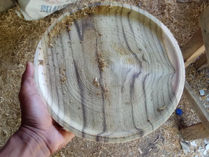 Plato de Madera de Teca Vintage - Bandeja de Servir de Madera Hecha a Mano de 25 cm, Tabla de Quesos de Madera Natural, Tabla de Charcutería Ecológica - Product Image 6