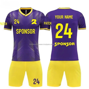 เสื้อฟุตบอลสั่งทำสีดำทอง แขนสั้น ระบายอากาศได้ดี น้ำหนักเบา สำหรับทีม - Product Image 6