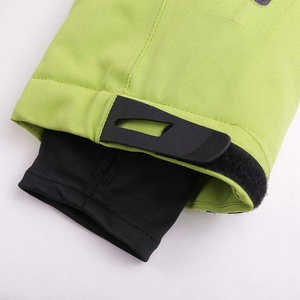 Veste à capuche pour femme en softshell de qualité supérieure, veste softshell personnalisée imperméable, légère, coupe-vent pour l'extérieur - Product Image 4