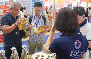 VENTE EN GROS 5IN1 COLLAGÈNE GINSENG CAFÉ INSTANT EN POUDRE // BEAUTÉ ÉNERGIE X PUISSANCE BLANCHIMENT DE LA PEAU Amincissement CAFÉ FOURNITURE D'USINE OEM - Product Image 6