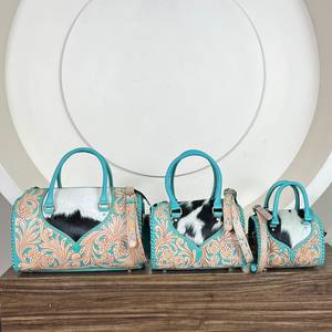 Sac de voyage chic en cuir véritable à motif floral classique - Bagage de sport écologique, léger et durable pour femmes - Product Image 3