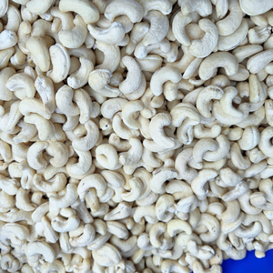 Nueces de Anacardo Crudas al por Mayor de Fábrica Confiable, Nueces de Anacardo Ww240 Premium de Vietnam, Empaque Personalizado - Product Image 1