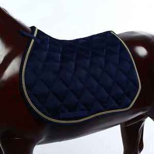 Tapis de selle en satin, tapis de selle profilé, couverture de selle, équipement équin, tapis de selle de haute qualité, pas cher, joli tapis pour cheval - Product Image 1
