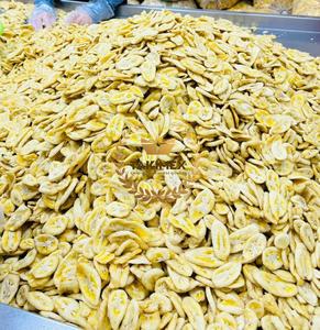 Chips secos de plátano natural vietnamita, bocadillo de fruta crujiente dulce con embalaje OEM personalizado, conservado con jarabe, ¡muy delicioso! - Product Image 3