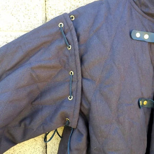 Factory Supplies Medieval Renaissance Thick Padded Full Length Gambeson Coat Aketon <b>Jacket</b> Wholesale Manufacturer - Product Image 4