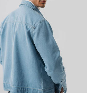 แจ็คเก็ตยีนส์ผู้ชายแบบขายส่งปี 2026 แฟชั่นกันน้ำสำหรับฤดูหนาว พร้อมซิปอุ่นๆ บริการ OEM ปรับแต่งได้ - Product Image 2