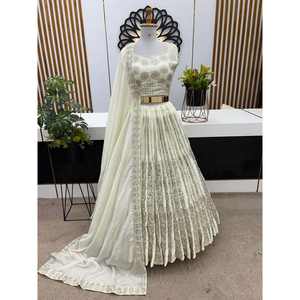 LEHENGA CHOLI FANCY EN GEORGETTE AVEC BRODERIE ET PAILLETTES, ET DUPATTRA BLANCHE - Product Image 1