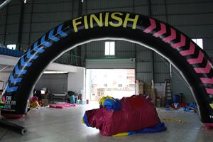 Arche gonflable FINISH en promotion pour événements publicitaires - Product Image 3