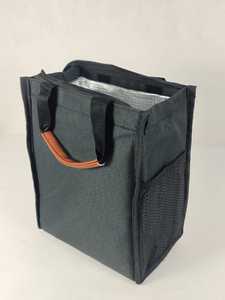 Large Durable Black Insulated <b>Lunch</b> <b>Bag</b> with Silver Thermal Foil Lining Portable Reusable <b>Lunch</b> Cooler <b>Tote</b> with Zipper Closure - Product Image 2