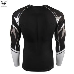 Vente en gros de rashguard de compression personnalisé en tissu Spandex et Nylon, meilleur prix, vêtements de fitness, rashguard de sport pour adultes à séchage rapide - Product Image 2
