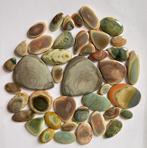 Lot de cabochons en vrac de jaspe impérial naturel Mélange de formes et de tailles Lot de pierres précieuses de jaspe impérial pour la fabrication de bijoux - Product Image 1