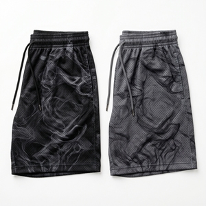 Shorts en maille avec motif abstrait personnalisé pour hommes, shorts d'entraînement de basketball par sublimation - Product Image 1