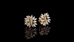 ต่างหูเพชรเพาะเลี้ยงจาก Designer Lab ตัวเรือนทองคำสีเหลือง |   เครื่องประดับเจ้าสาวและงานแต่งงาน - Product Image 3