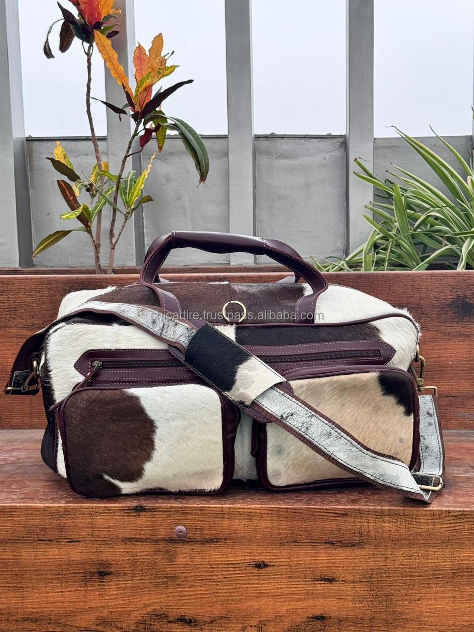 สีน้ำตาลเข้ม