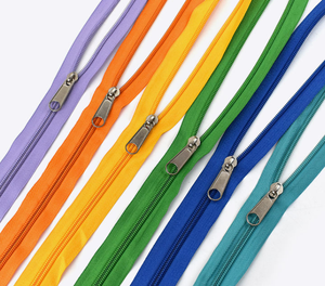 Fermetures éclair en nylon à extrémités fermées pour textiles de maison, accessoires vestimentaires, fermetures éclair en nylon colorées, vente chaude - Product Image 1