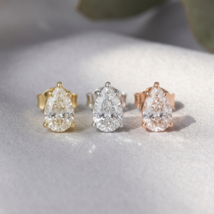 Boucles d'oreilles clous en diamant taille poire, or massif 18 carats, certifiées GIA, couleur D naturelle VS1, style classique pour femme, idéales pour les fiançailles - Product Image 2