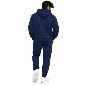 Sweat à capuche classique pour homme avec cordon de serrage réglable, poche kangourou avant, manches longues et poignets côtelés - Product Image 2