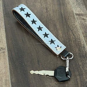 March Expo Designer Hand Tooled Cow Leather Lanyard Stylish High Quality Genuine Leather Wristlet Keychain Perfect for Daily Use - Product Image 4