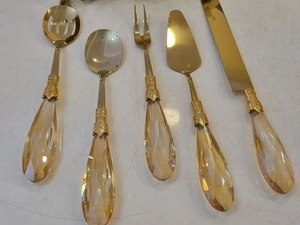 Ensemble de couverts de luxe modernes avec manche en résine, cuillère, fourchette et couteau en acier inoxydable, réutilisables, écologiques, compatibles lave-vaisselle, pour les fêtes - Product Image 3