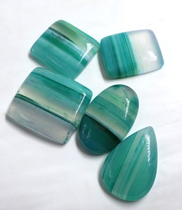 AMAN GEMS JEWELLERY Ágata Verde Natural (Cuarzo) en Forma de Cabujón, Piedras Preciosas Sueltas con Juego de Color, Varias Formas y Tamaños, Rajasthan - Product Image 4