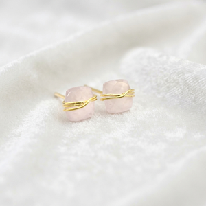 Wholesale Ratnarachit Fashion Jewelry 18K Gold Plated Rose Quartz Square Gemstone Wire Wrapped Dainty <b>Stud</b> <b>Earrings</b> for Women - Product Image 2