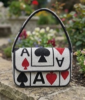 Nouveau Sac à Bandoulière Carré Tendance pour Femme, Motif Machine à Sous Casino et Cartes à Jouer, Orné de Perles, Porte-Bonheur, Sac à Main Original et Tendance