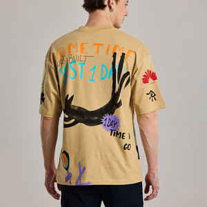 Camiseta de algodón extragrande color crema para hombre, cuello redondo, manga corta, estilo urbano con estampado. - Product Image 2