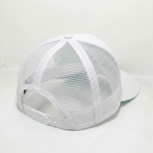 Casquette Trucker personnalisée à 5 panneaux, dos en maille, logo brodé, fermeture snapback, OEM ODM, marque privée, fabricant en gros, faible MOQ - Product Image 5