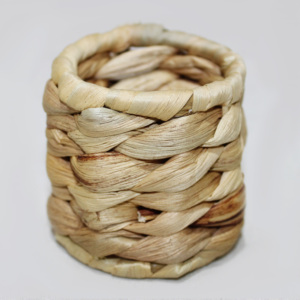 Anneaux de serviette en jacinthe d'eau naturelle tissés à la main, écologiques, pour la décoration de table de fête - Product Image 2