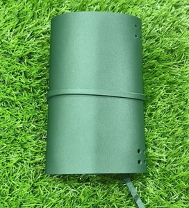 Protège-cahier A6 en cuir de vachette vert élite, fait main, en cuir tanné, couverture de carnet, papeterie de direction, organiseur de voyage - Product Image 1