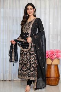 Ensemble Anarkali Pent Dupatta avec broderie au fil et travail de sequins, robe traditionnelle pour les fêtes et la saison des mariages, export en gros - Product Image 2