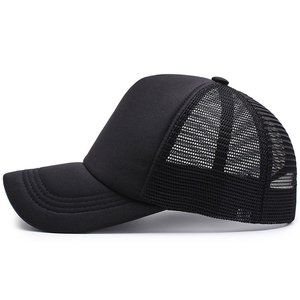 Casquette Trucker en Maille Respirante et Imperméable Personnalisable en Gros, Chapeau Réglable à Fermeture Snapback avec Logo en Silicone pour Streetwear Unisexe - Product Image 4