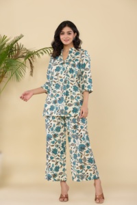 Offre Spéciale : Ensemble Coordonné en Coton Imprimé Motif Imperial Discharge, Tissu Doux, Deux Pièces pour l'Été, Disponible en Gros - Product Image 4