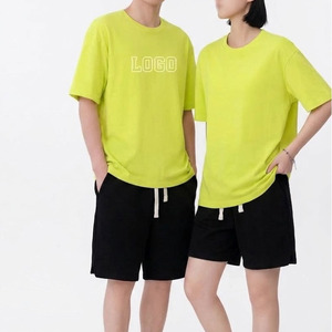 เสื้อยืดโอเวอร์ไซส์ผ้าฝ้ายเรียบ แขนสั้น คอกลม สไตล์ลำลอง ระบายอากาศได้ดี พิมพ์ลายโลโก้ด้านหน้า เหมาะสำหรับผู้ชายและผู้หญิง - Product Image 3