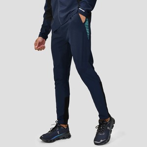 Trajes Deportivos de Alta Calidad con Diseño Moderno en 2 Colores, Tela de Poliéster de Alta Calidad, Ropa Deportiva para Hombre - Product Image 6