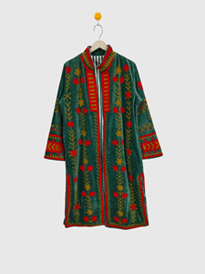 Veste pour femmes en velours brodée à la main, taille plus, col mandarin, motif floral long, vêtements d'hiver, style élégant, manches longues - Product Image 1