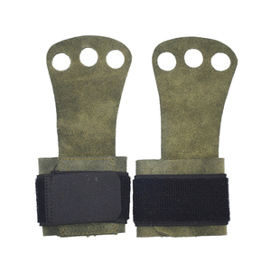 Guantes de Gimnasia de 3 Agujeros de Cuero Premium con Mejor Control, Construcción Resistente y Ajuste Cómodo - Product Image 1