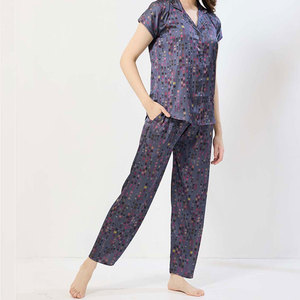 ชุดนอนพิมพ์ลายทันสมัย ทรงหลวม ผ้าระบายอากาศ สไตล์ลำลองสำหรับผู้หญิง - Product Image 6