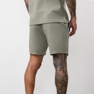 Pantalones Cortos Bermuda de Poliéster para Hombre, Color Sólido, Cintura Media, Elásticos, Transpirables, Estilo Casual con Bolsillos - Product Image 2